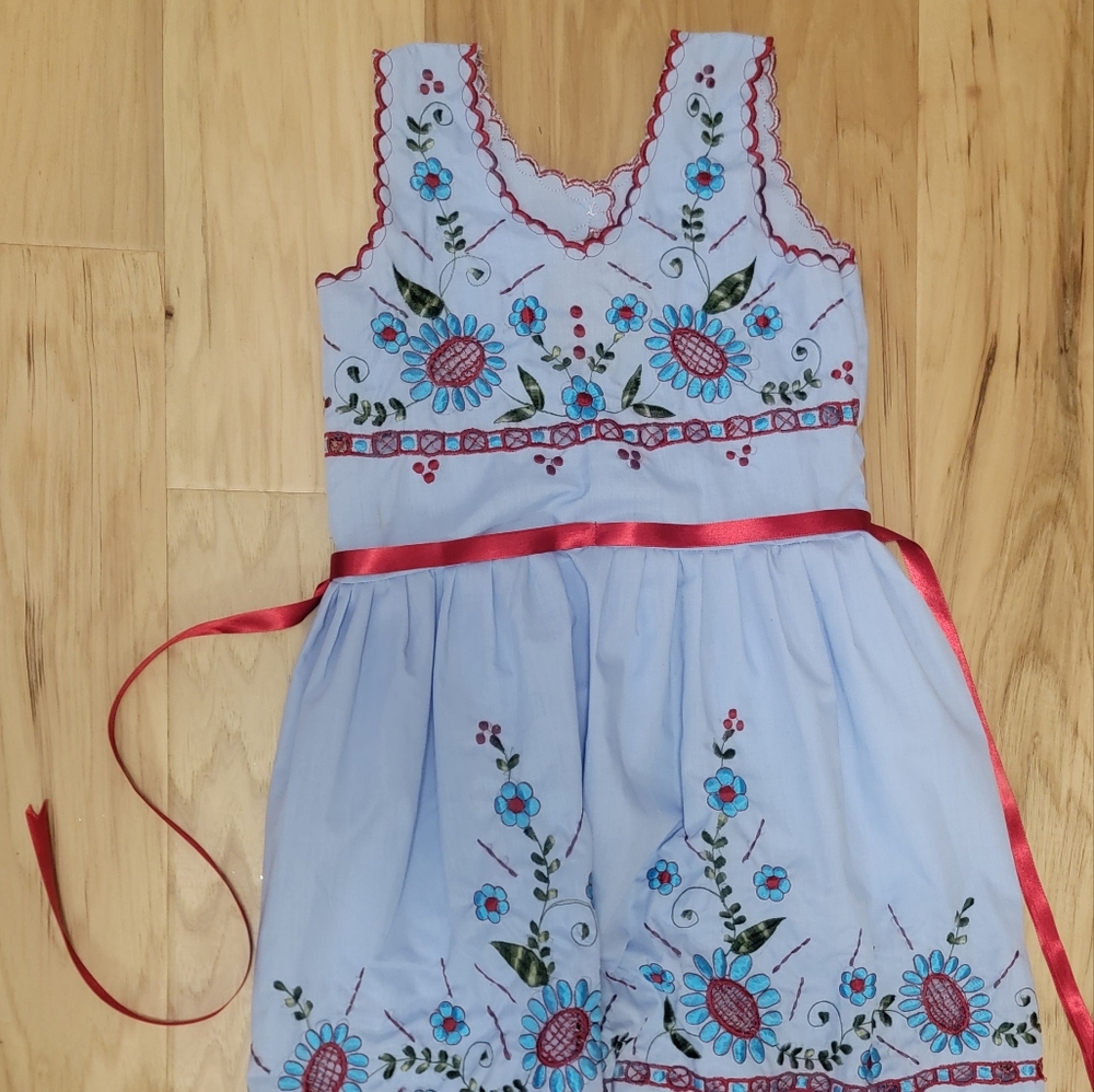 NWOT embroidered summer dress